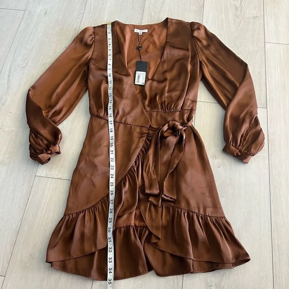 Gianni Bini, Women's Olivia Long Sleeve Ruffle Dress, Clay Brown, XS]